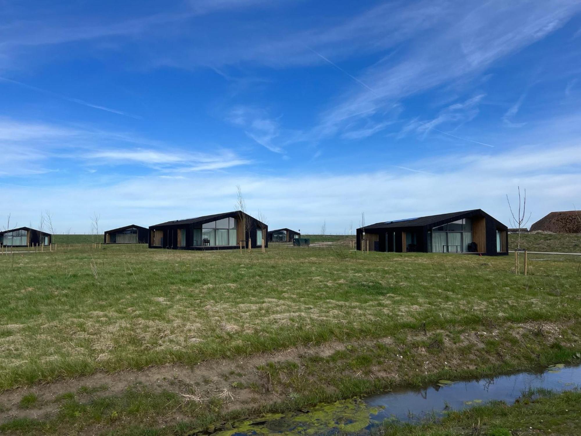 Vakantiehuis Lovely In Tranquil Location *